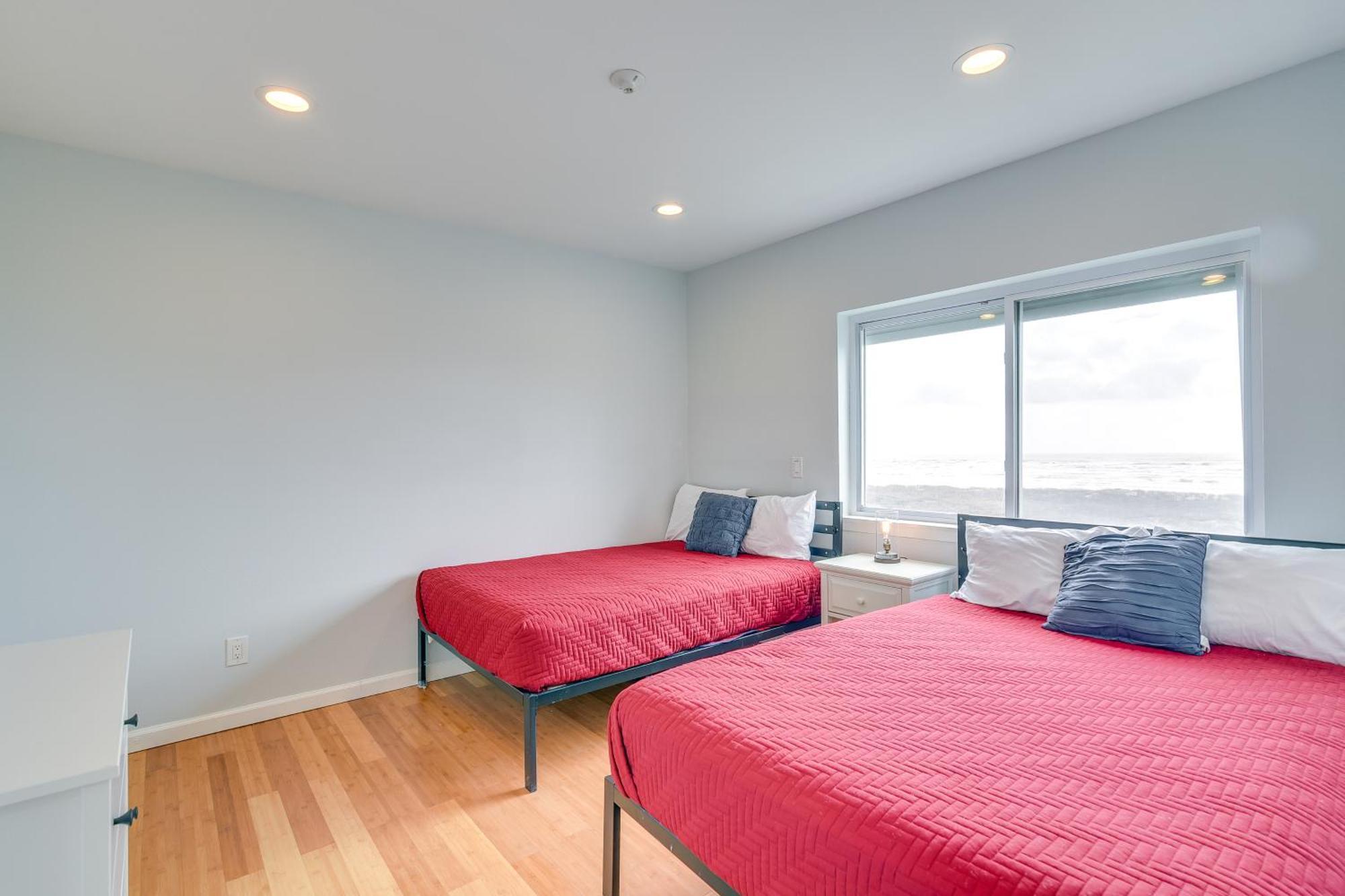Ocean-View Surfside Home With Boardwalk To Beach! サーフサイド・ビーチ エクステリア 写真