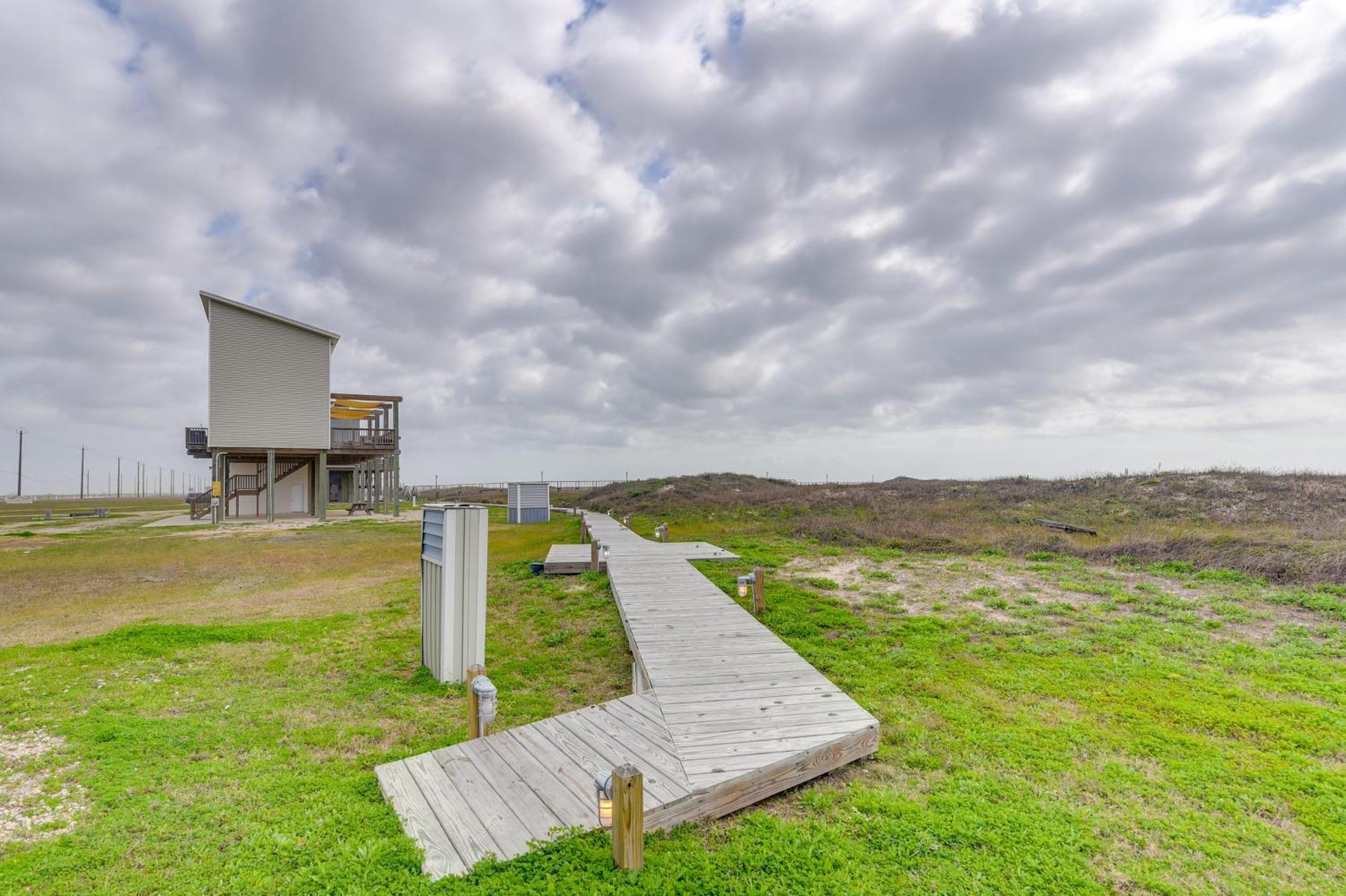 Ocean-View Surfside Home With Boardwalk To Beach! サーフサイド・ビーチ エクステリア 写真